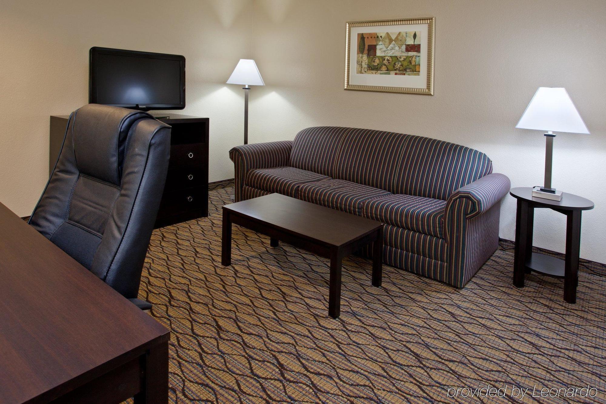Holiday Inn Express & Suites Columbus East - Reynoldsburg By Ihg Quarto foto